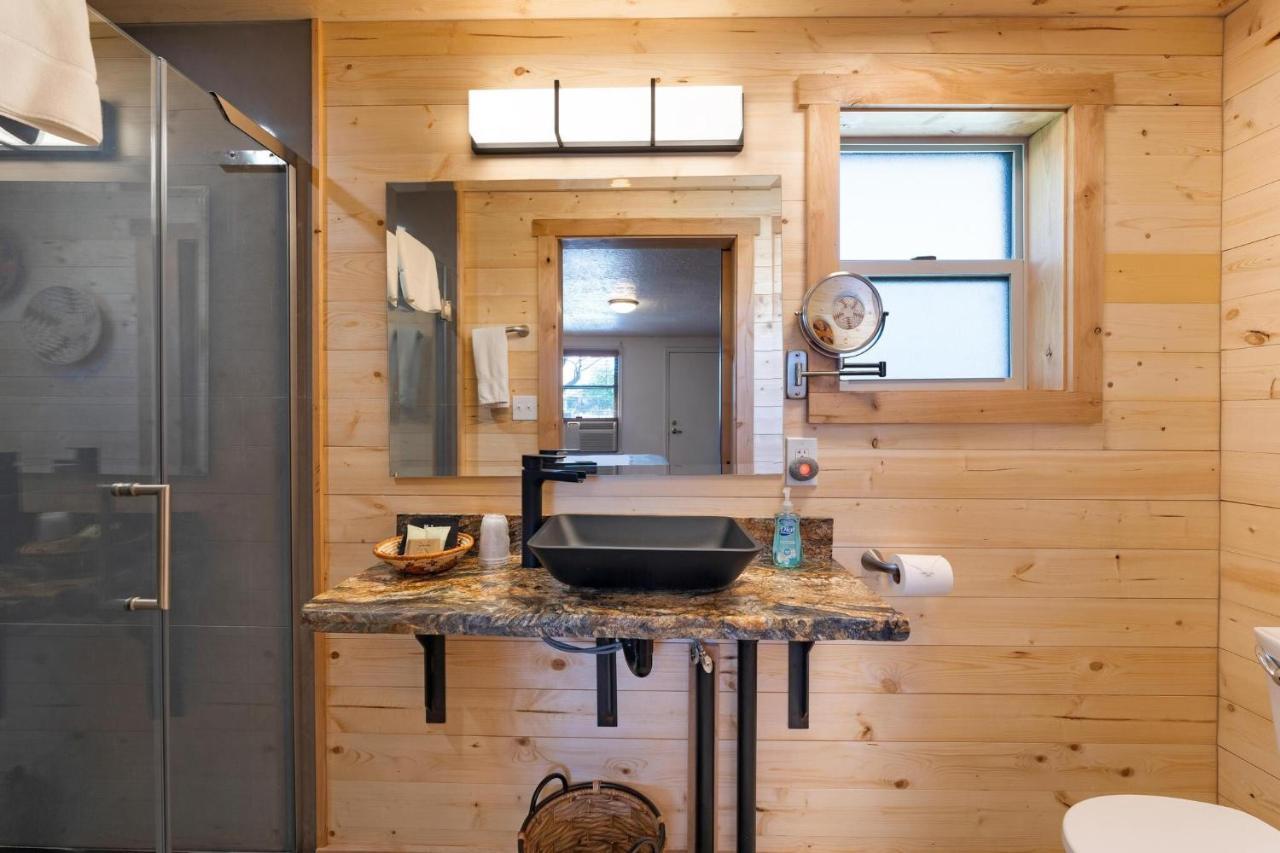Stone Lizard Lodge Blanding Ngoại thất bức ảnh