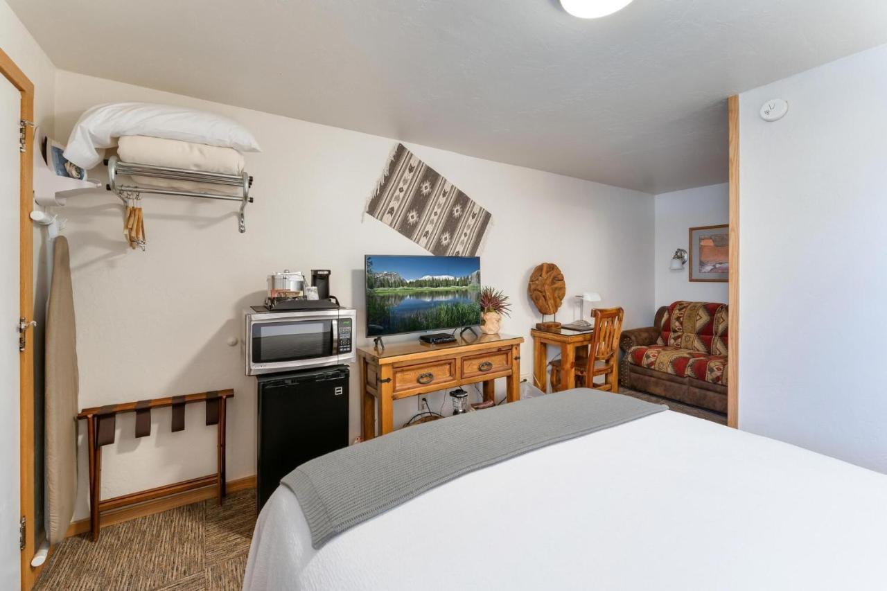 Stone Lizard Lodge Blanding Ngoại thất bức ảnh